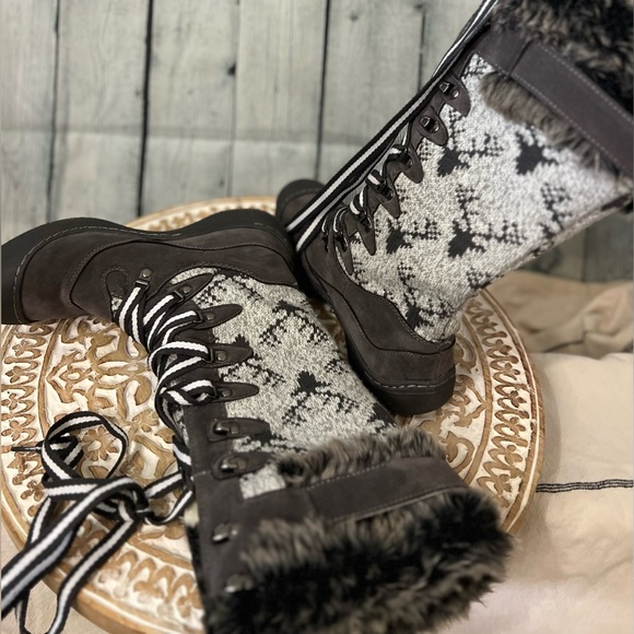 Muk Luks Woman’s Gwen Snowboots | Sz 7 - Picture 14 of 15